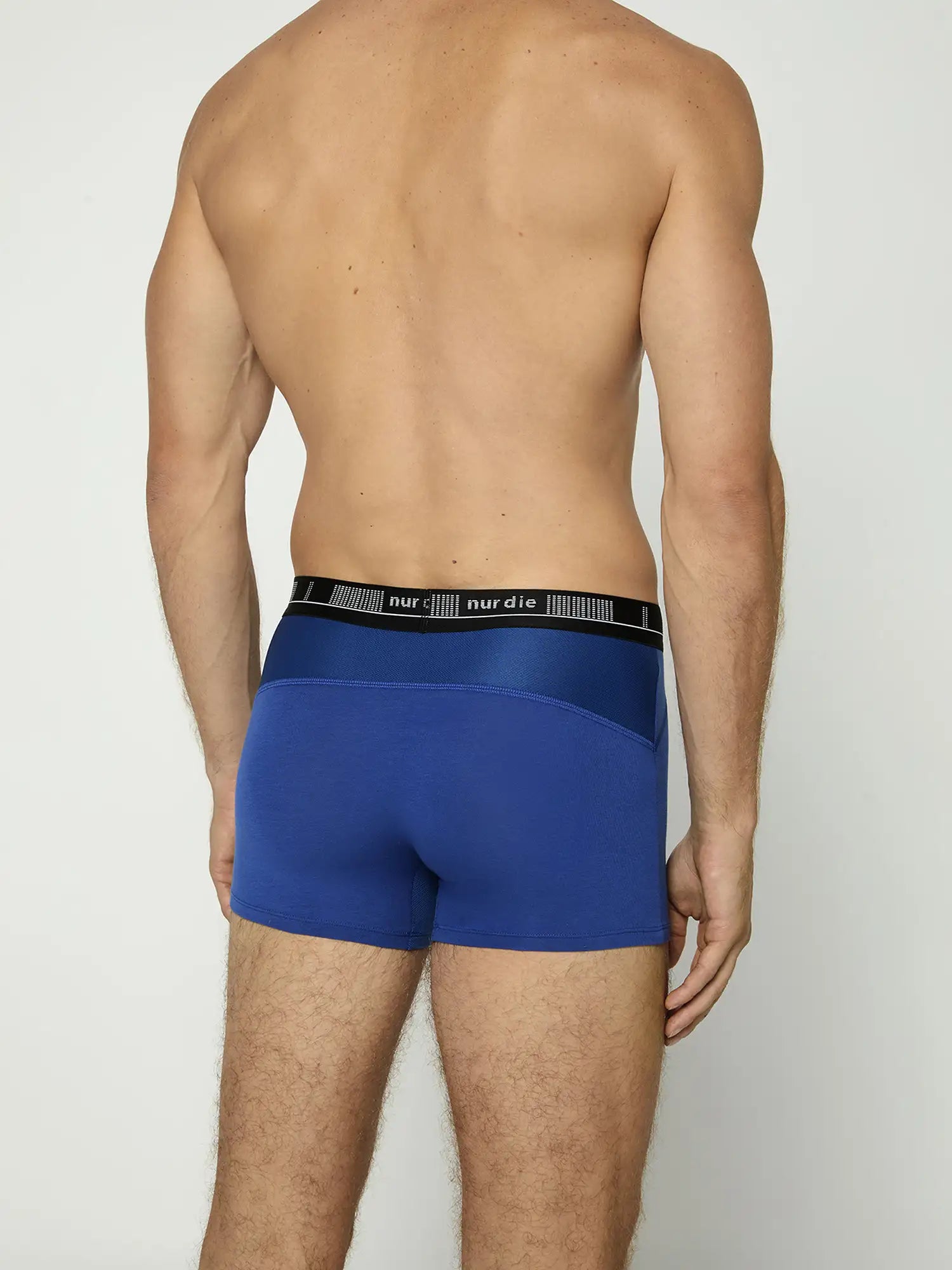 blau / 5