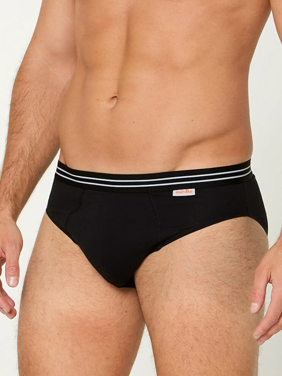 schwarz / 5 | M | 50