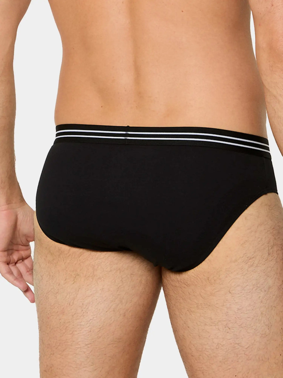 schwarz / 5 | M | 50
